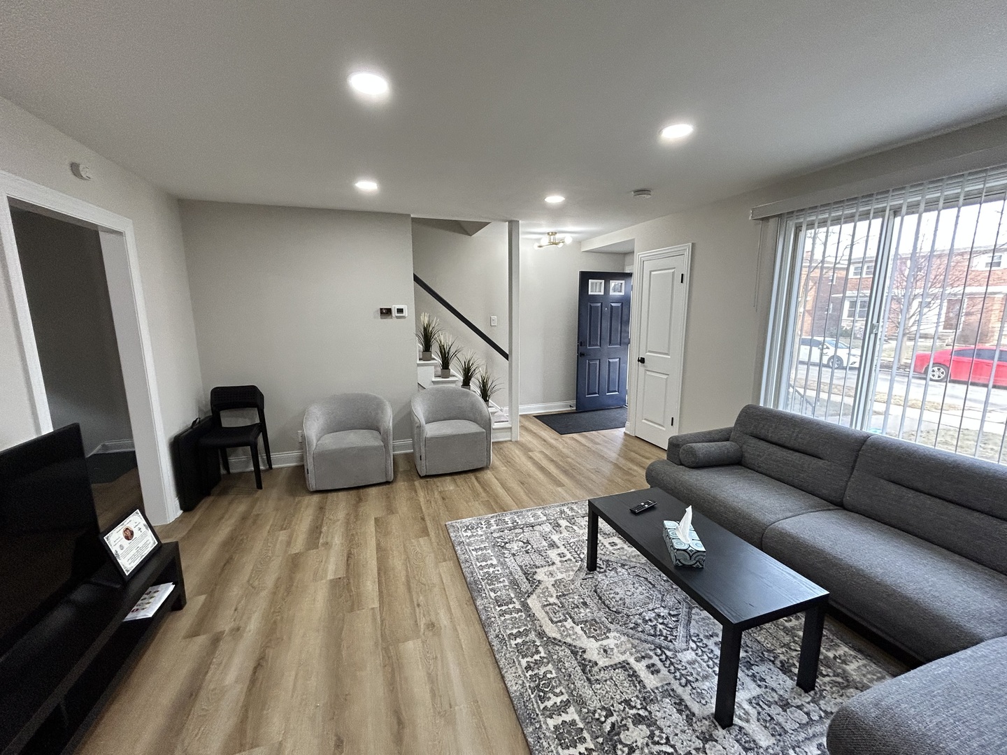 430 Oak Street, Des Plaines, IL 60016