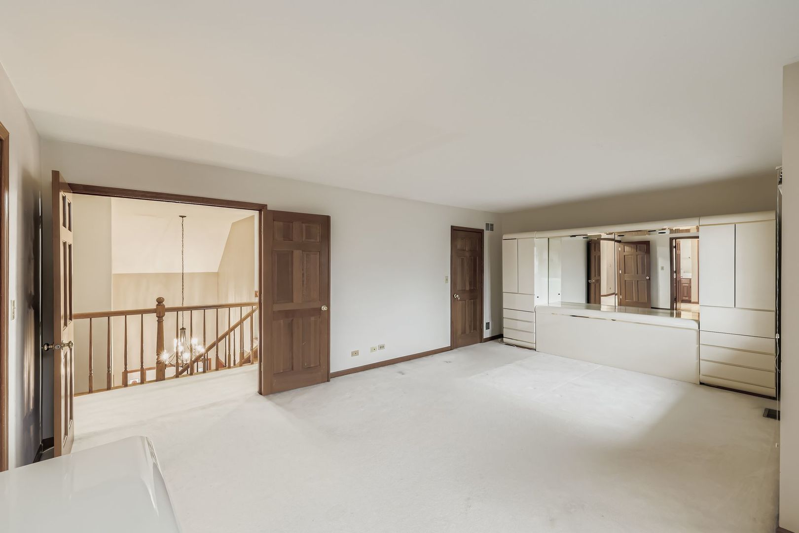 845 Harmon Boulevard, Hoffman Estates, IL 60169