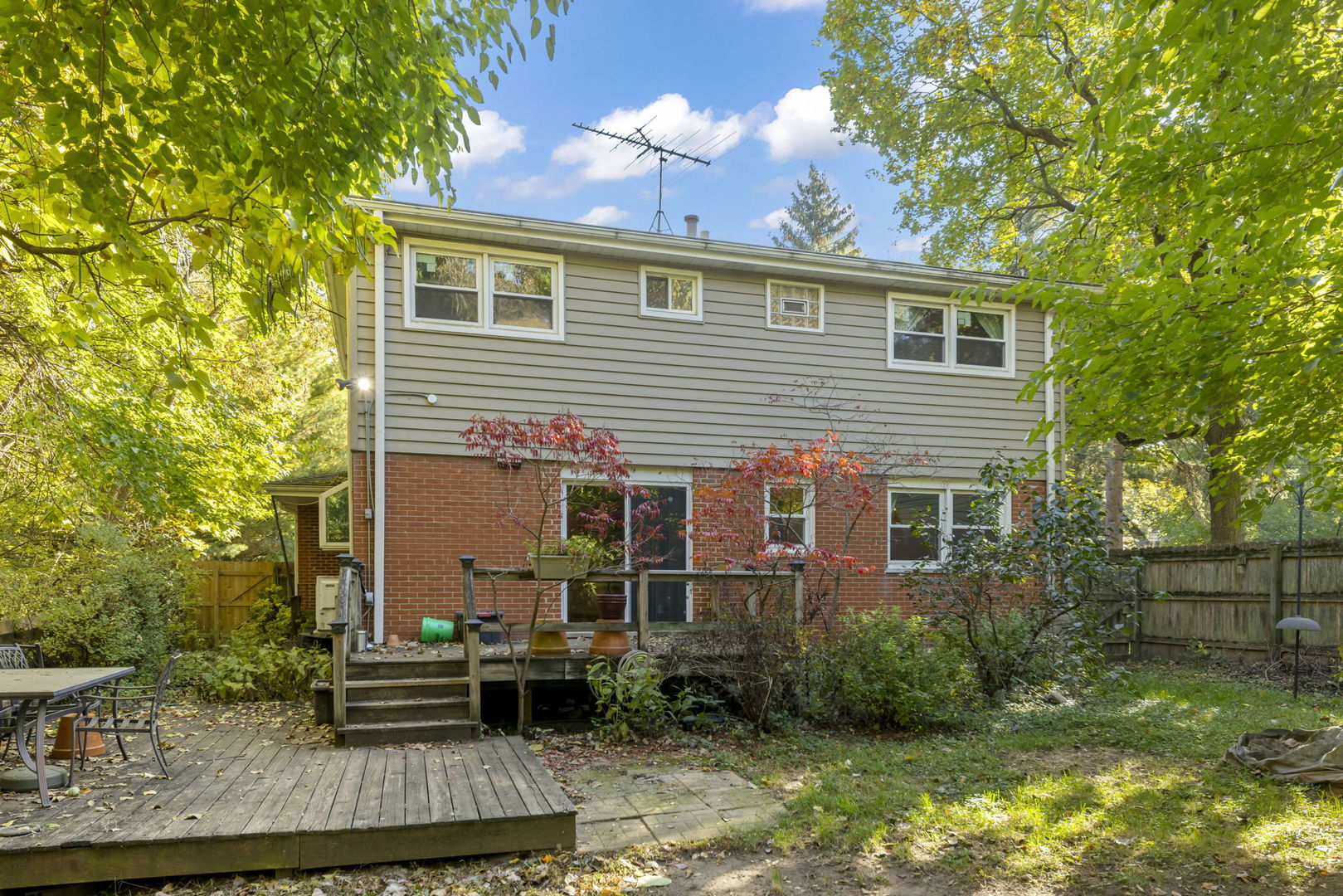 18000 Armitage Court, Homewood, IL 60430