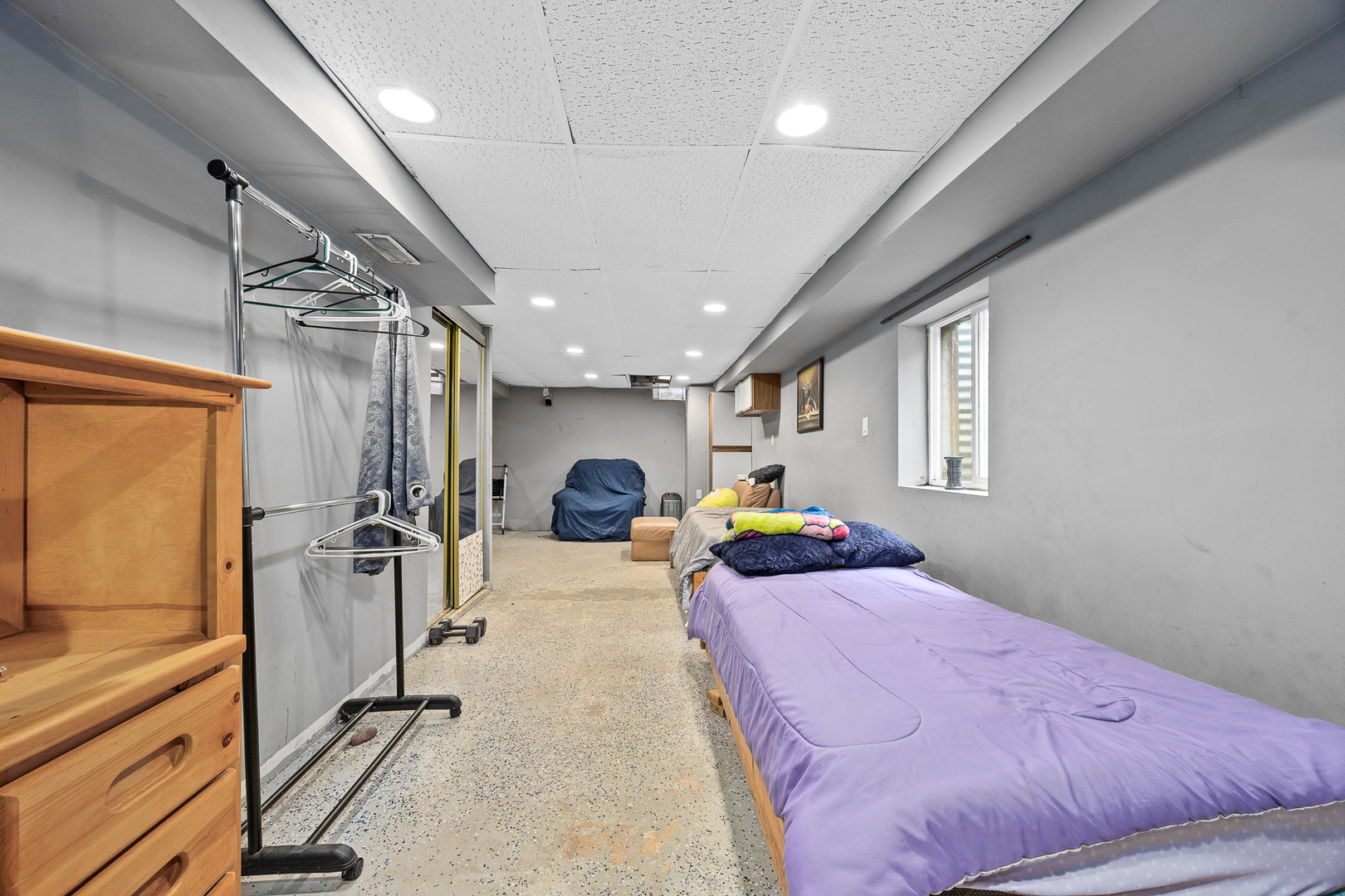 1823 Whaler Lane, Hanover Park, IL 60133