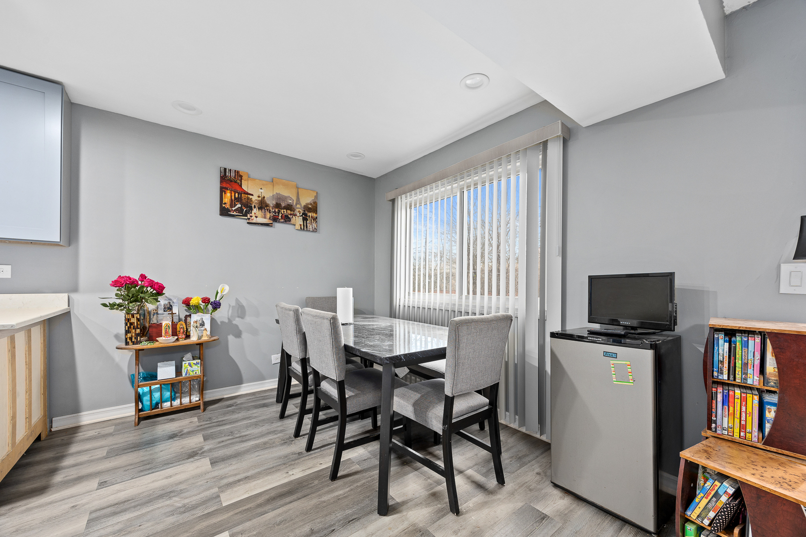 1823 Whaler Lane, Hanover Park, IL 60133