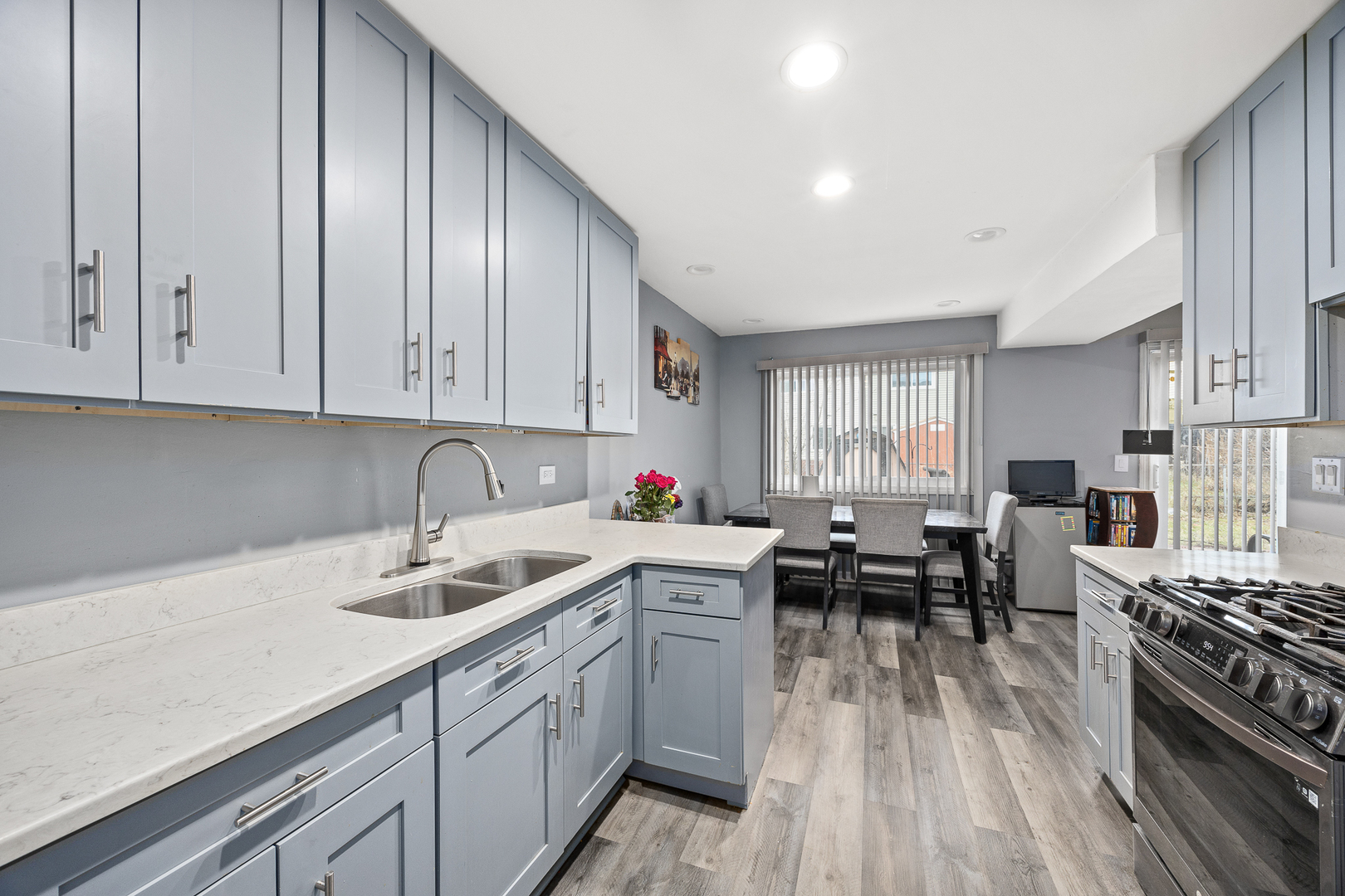 1823 Whaler Lane, Hanover Park, IL 60133