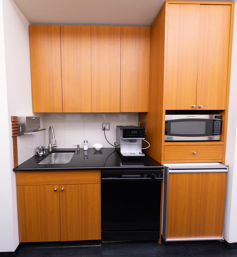 200 E Church Street, Libertyville, IL 60048