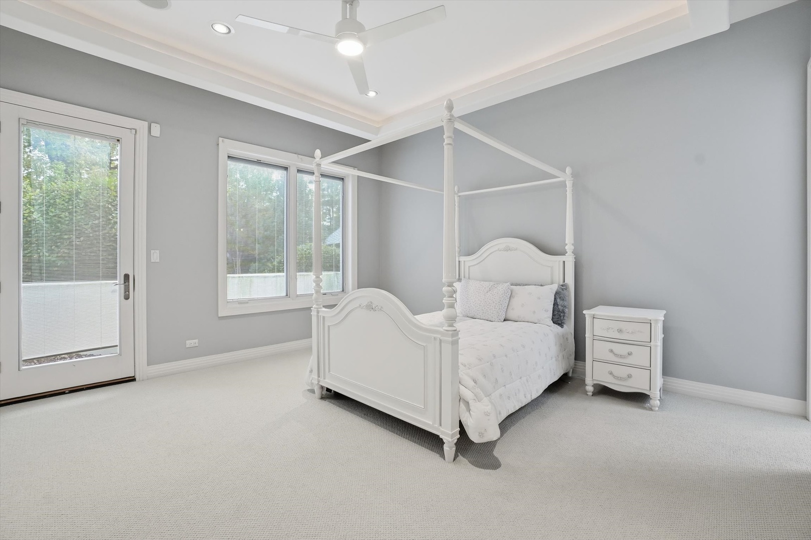 920 St Stephens Green, Oak Brook, IL 60523