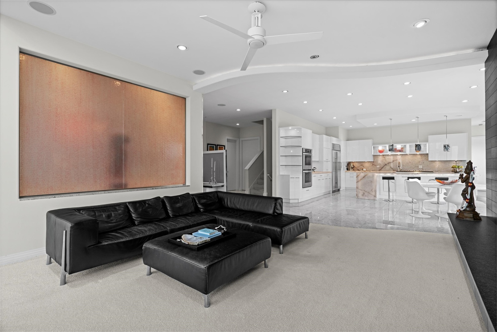 920 St Stephens Green, Oak Brook, IL 60523