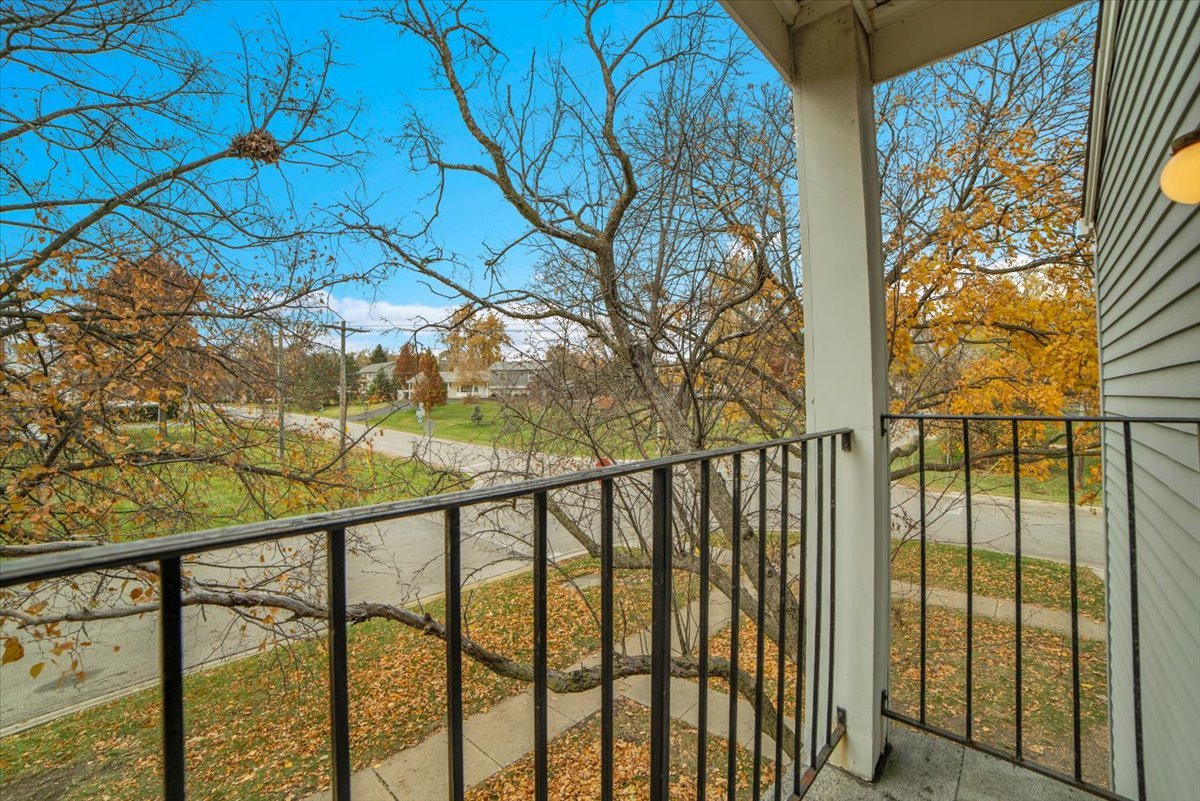 1295 Pearl Avenue #D, Glendale Heights, IL 60139