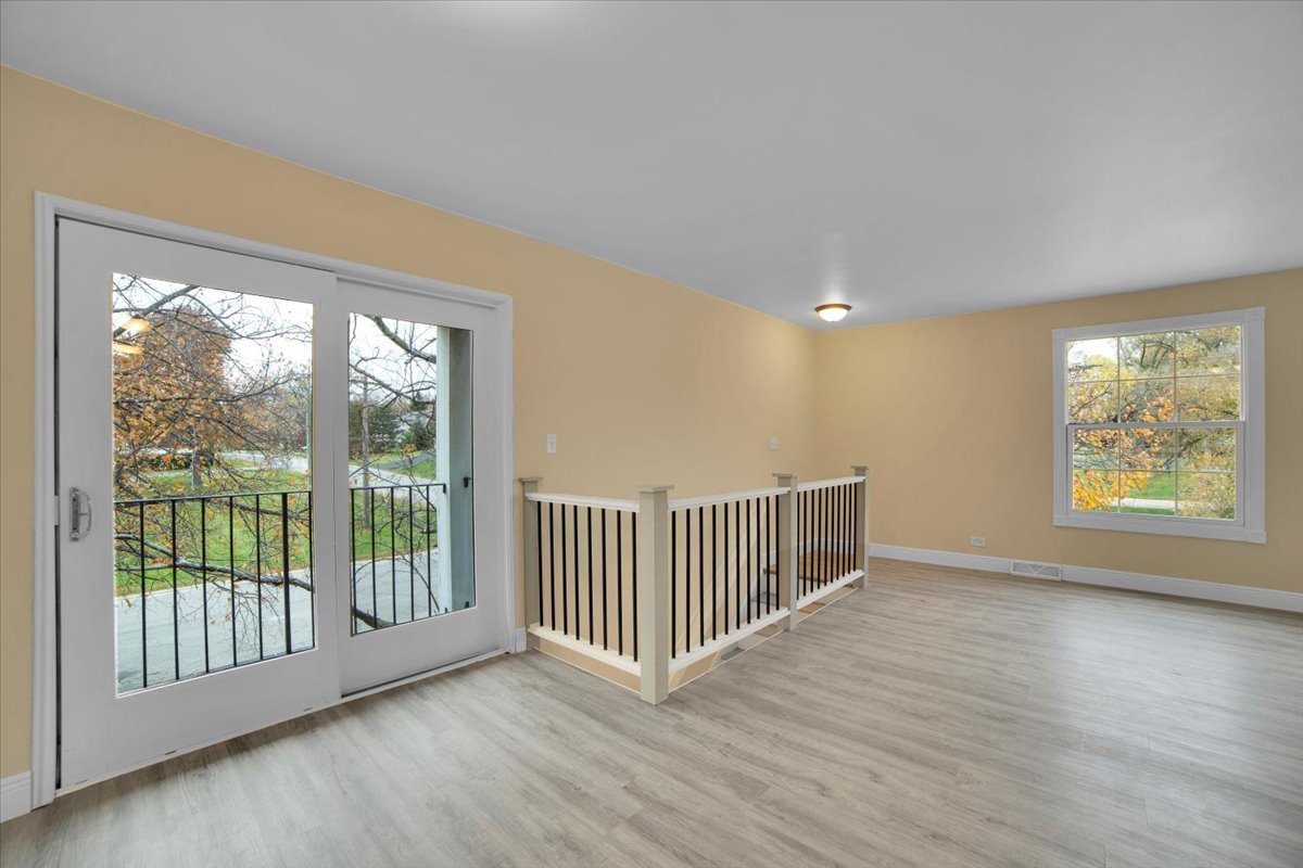 1295 Pearl Avenue #D, Glendale Heights, IL 60139