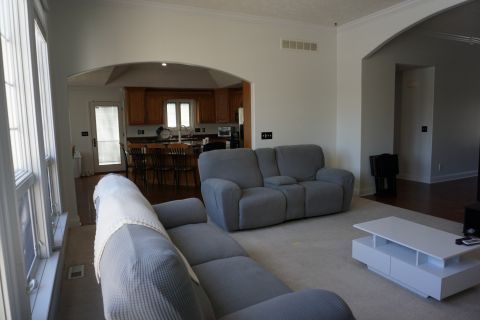 10 Timbers Court, Bloomington, IL 61701