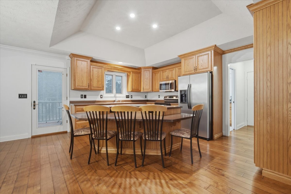 10 Timbers Court, Bloomington, IL 61701