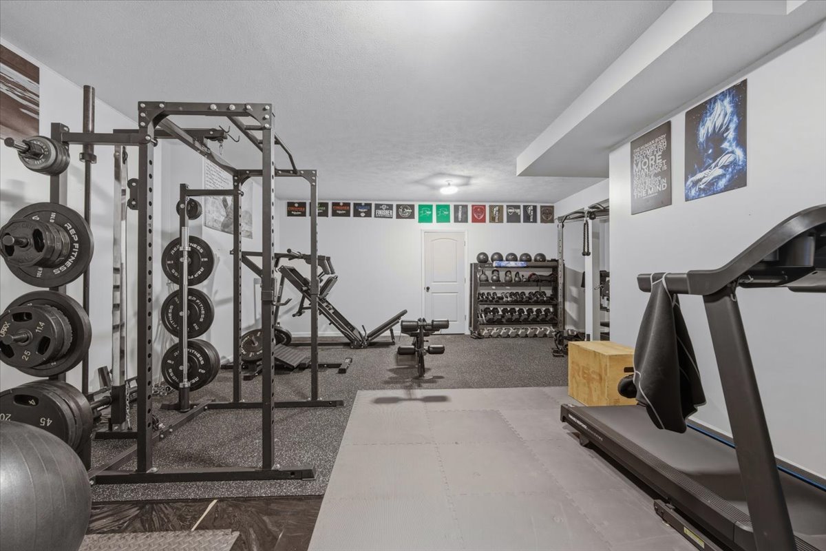 10 Timbers Court, Bloomington, IL 61701