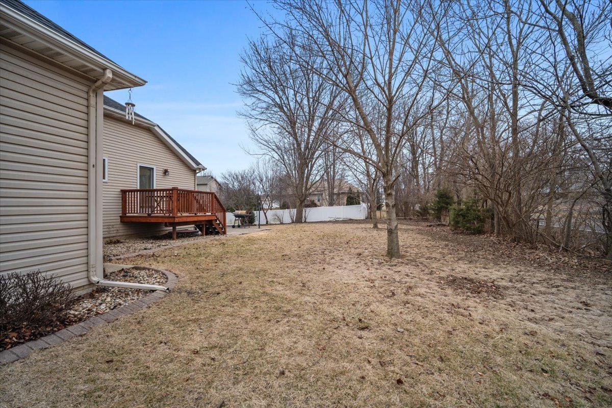 10 Timbers Court, Bloomington, IL 61701