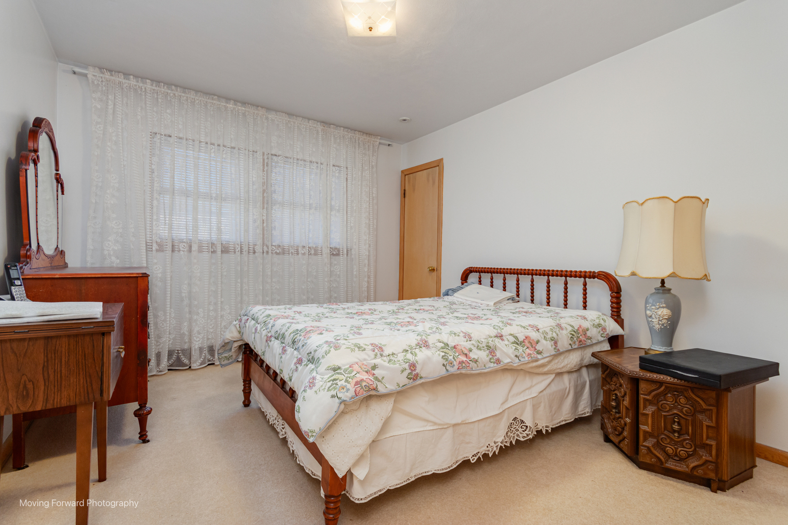 10610 Essex Street, Westchester, IL 60154