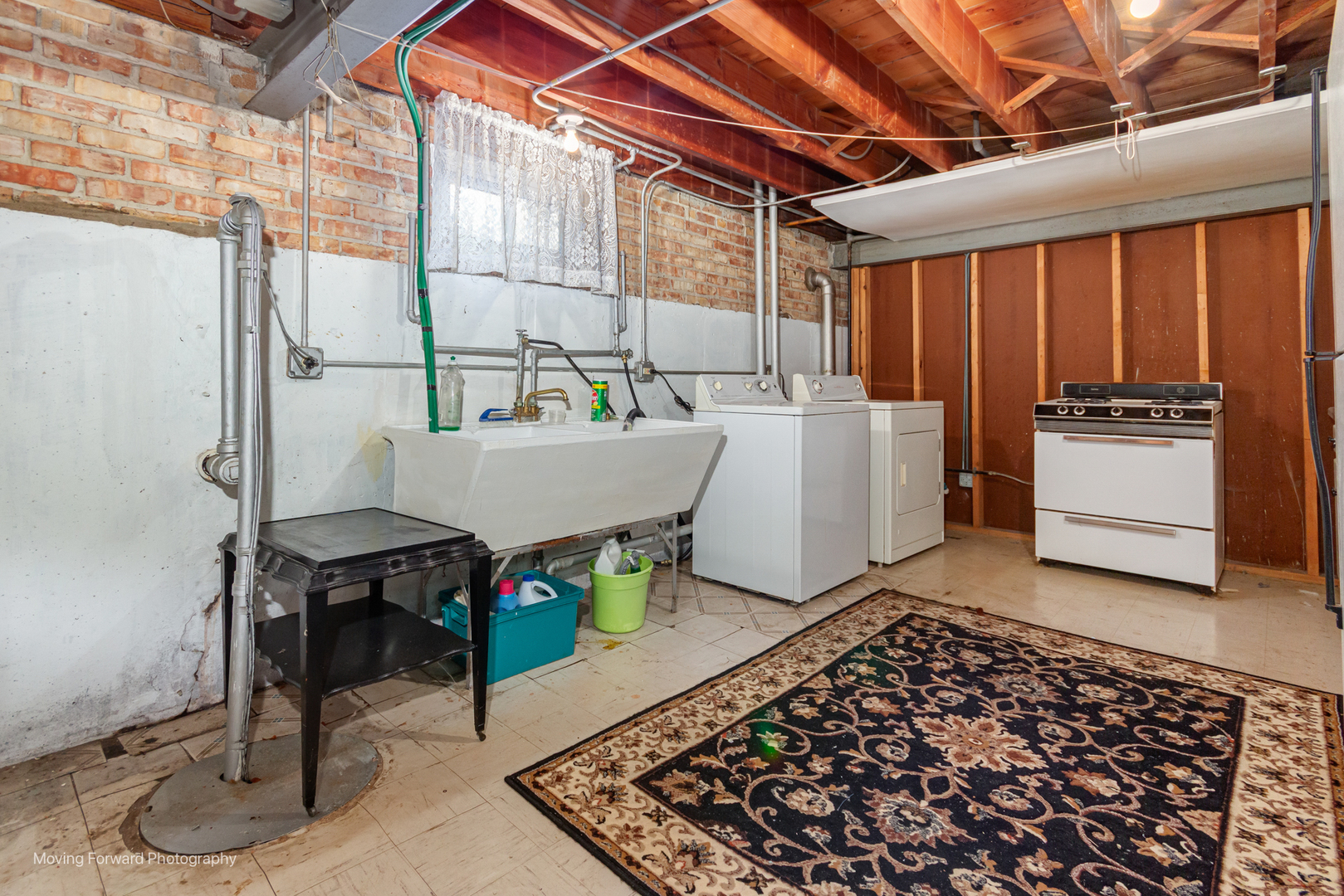 10610 Essex Street, Westchester, IL 60154