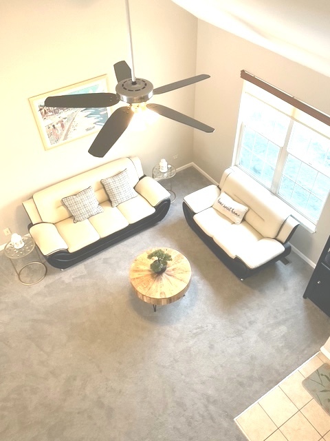 43 Augusta Drive, Streamwood, IL 60107