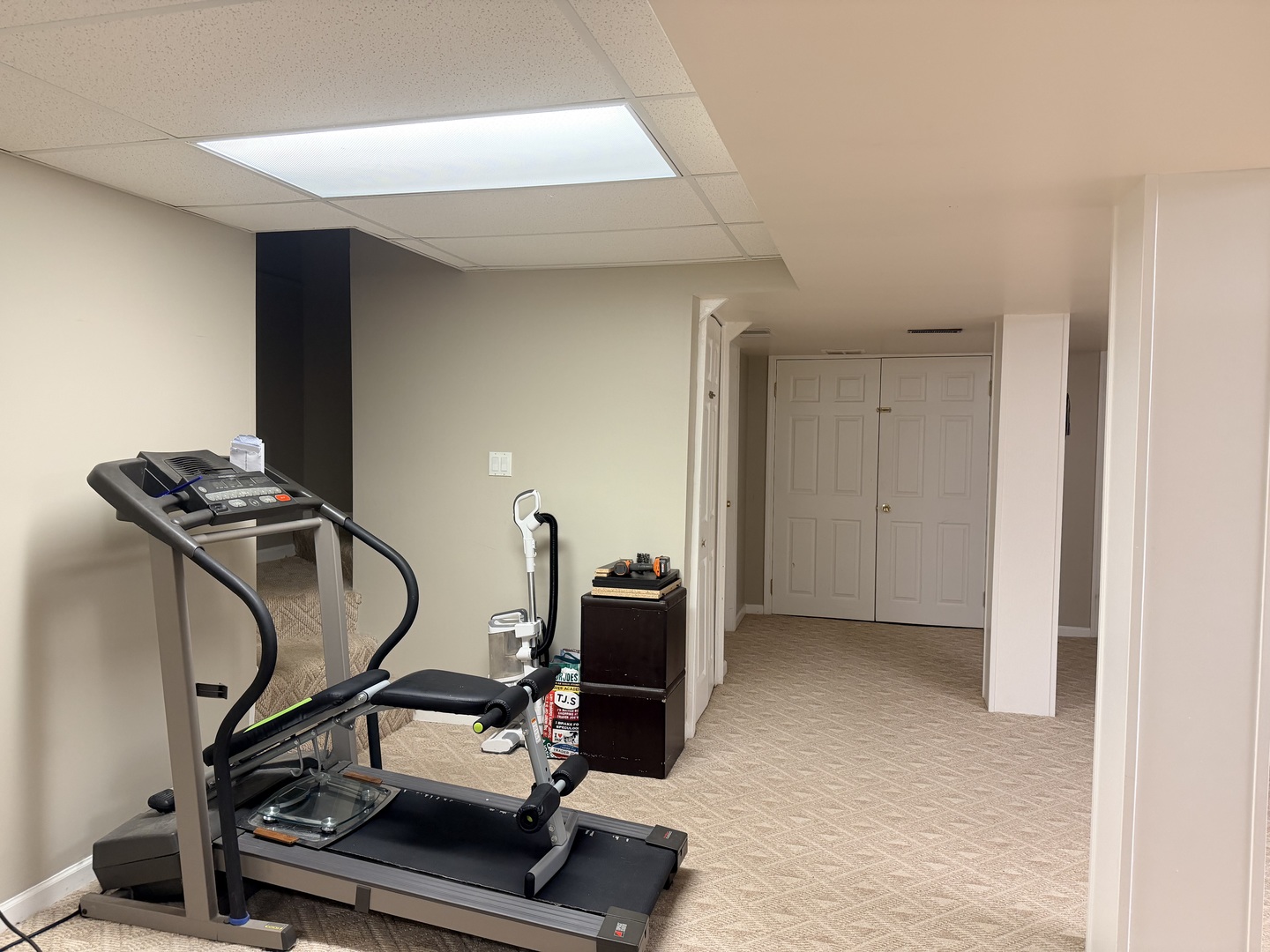 43 Augusta Drive, Streamwood, IL 60107