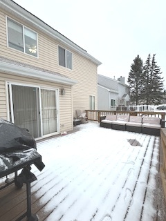 43 Augusta Drive, Streamwood, IL 60107