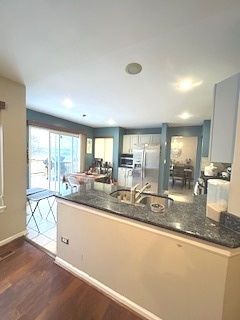 43 Augusta Drive, Streamwood, IL 60107