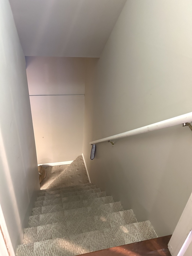 43 Augusta Drive, Streamwood, IL 60107