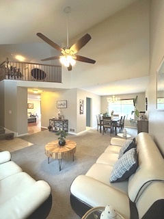 43 Augusta Drive, Streamwood, IL 60107