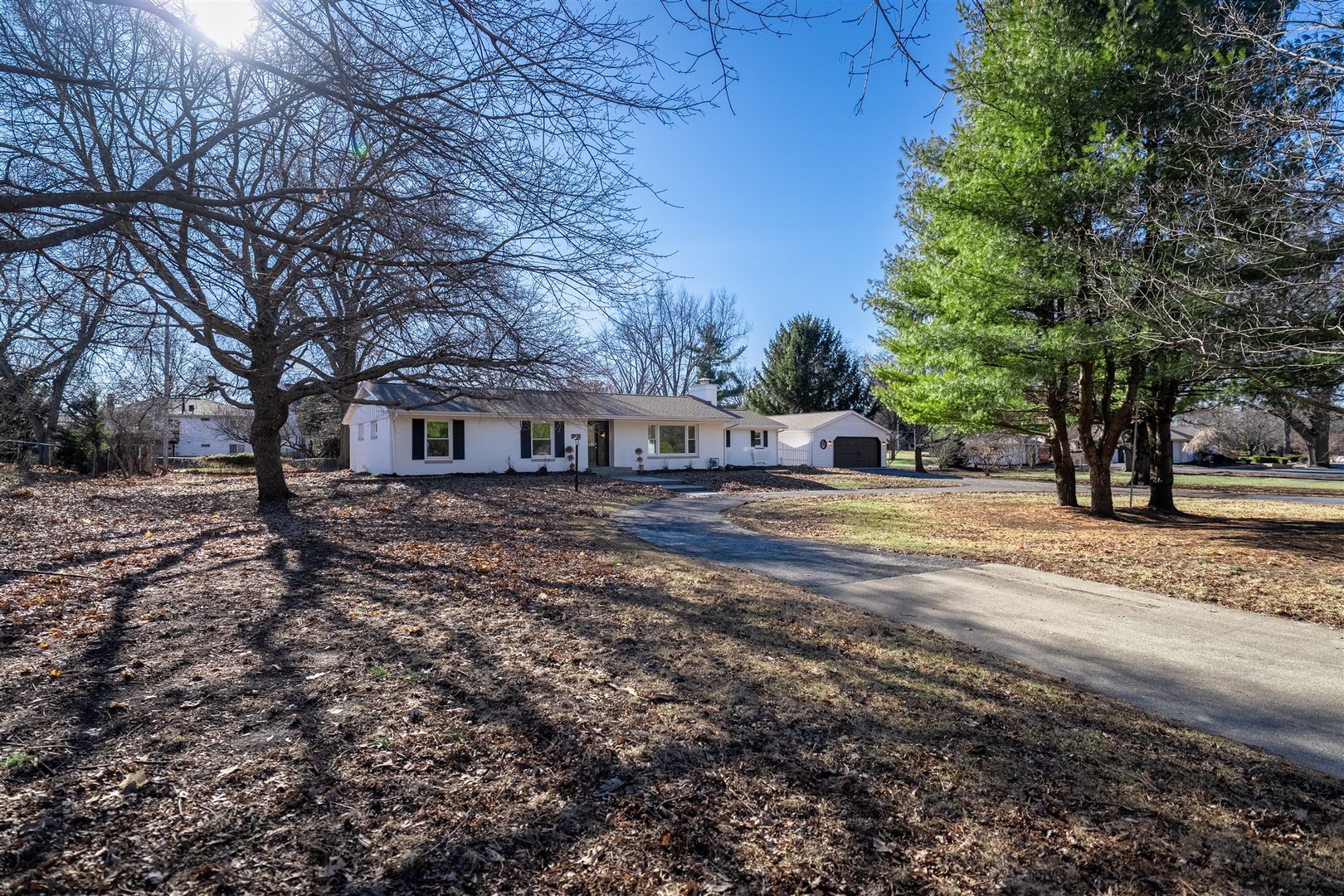 3009 E Oakland Avenue, Bloomington, IL 61704