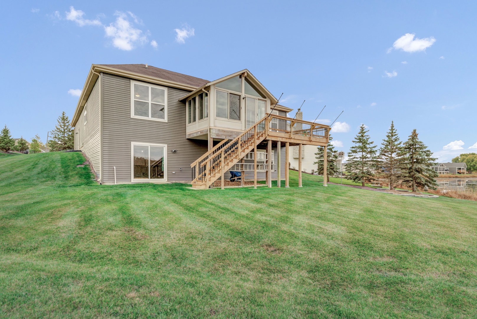 2660 Harnish Drive, Algonquin, IL 60102