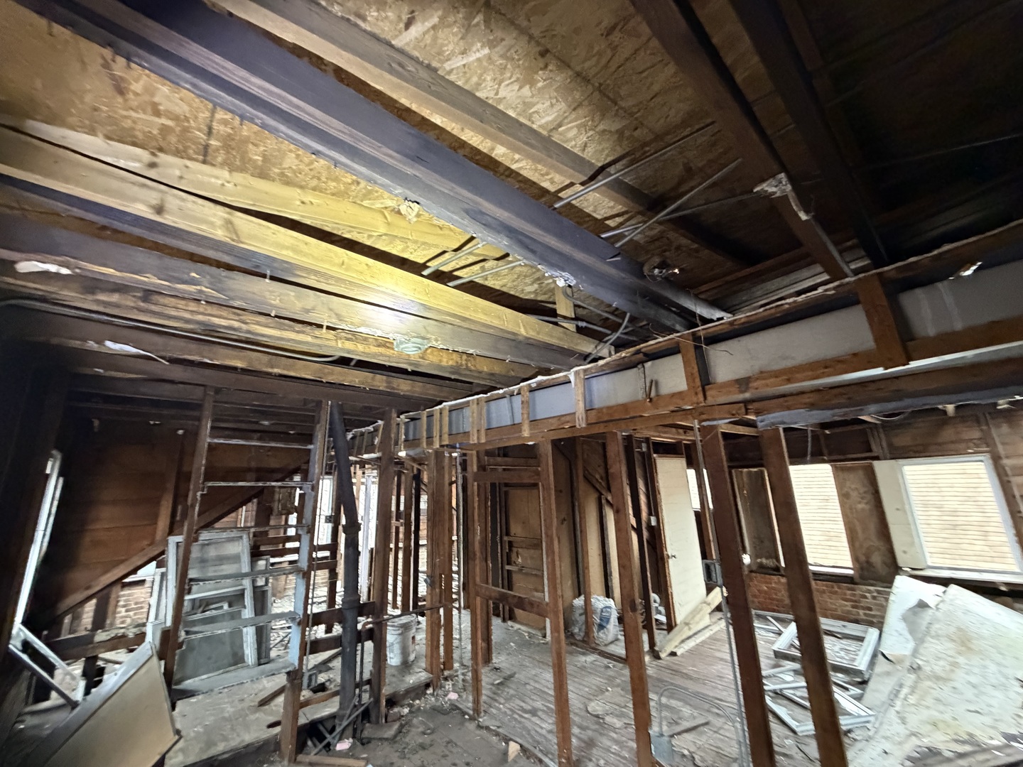 7927 S Colfax Avenue, Chicago, IL 60617