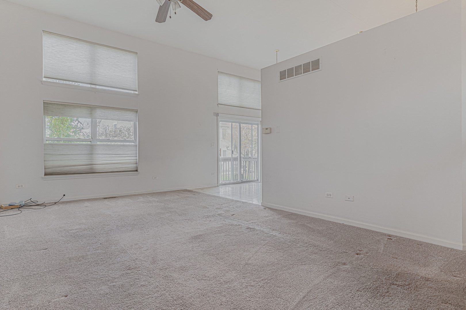 386 Gladstone Lane, Elgin, IL 60120