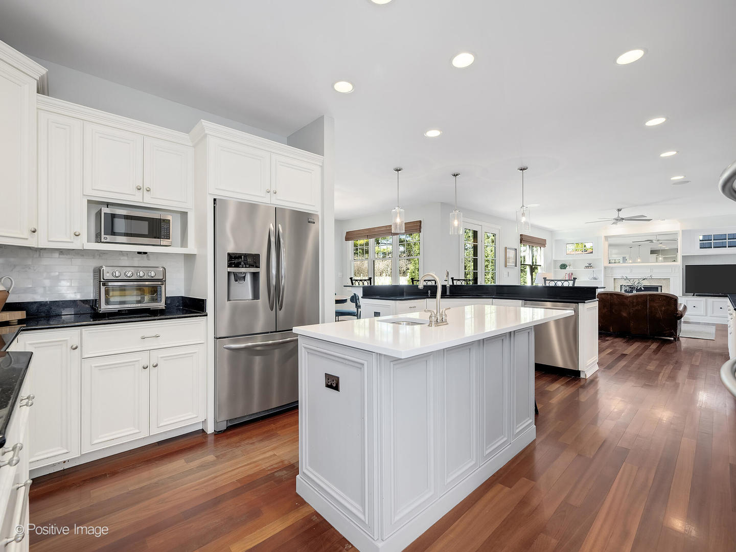 534 Sunset Avenue, La Grange, IL 60525