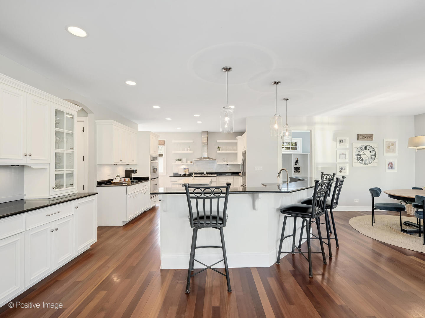 534 Sunset Avenue, La Grange, IL 60525