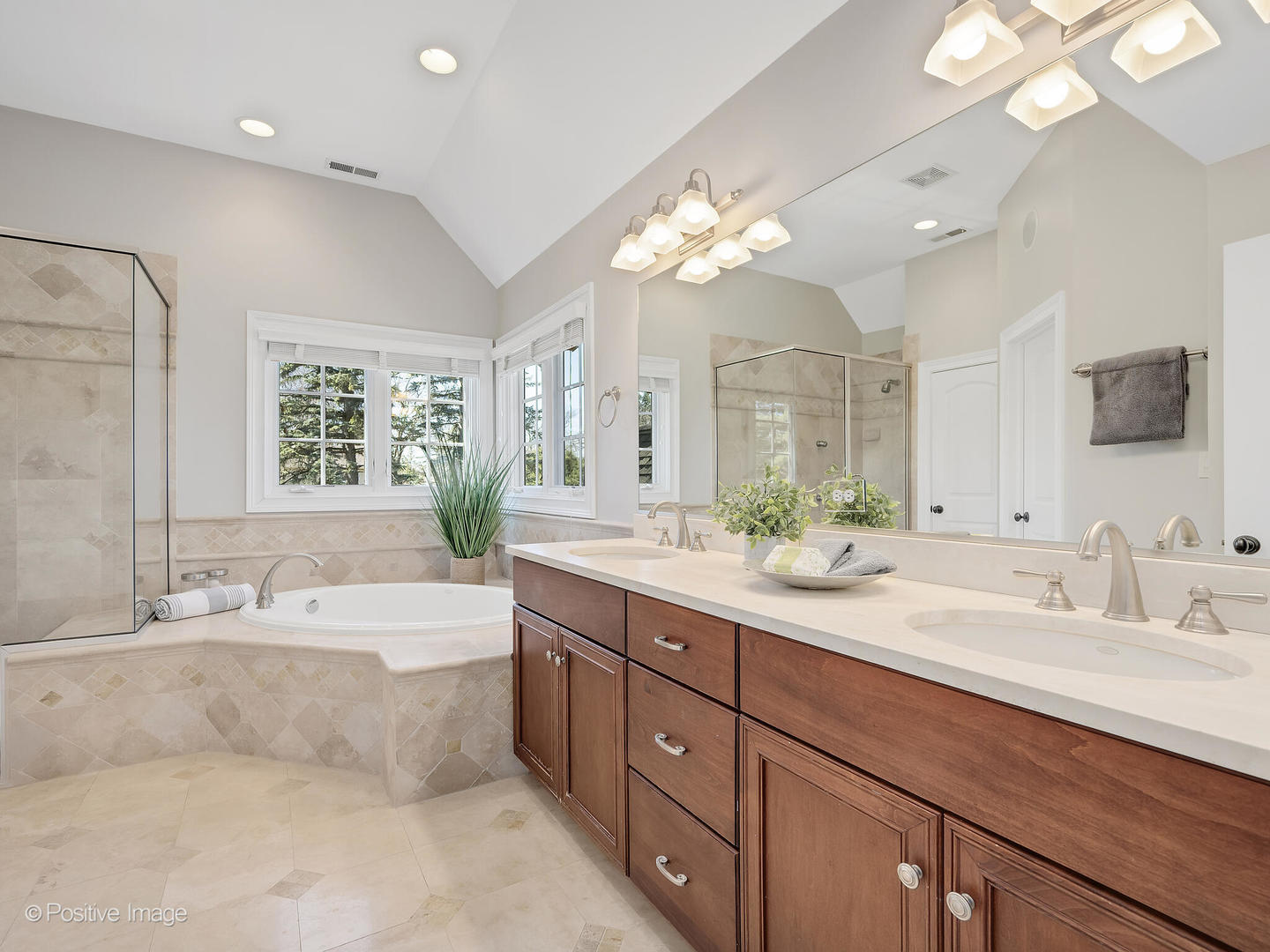 534 Sunset Avenue, La Grange, IL 60525