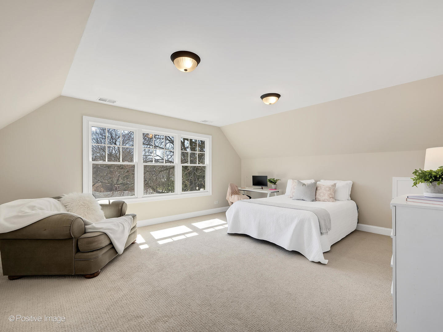 534 Sunset Avenue, La Grange, IL 60525