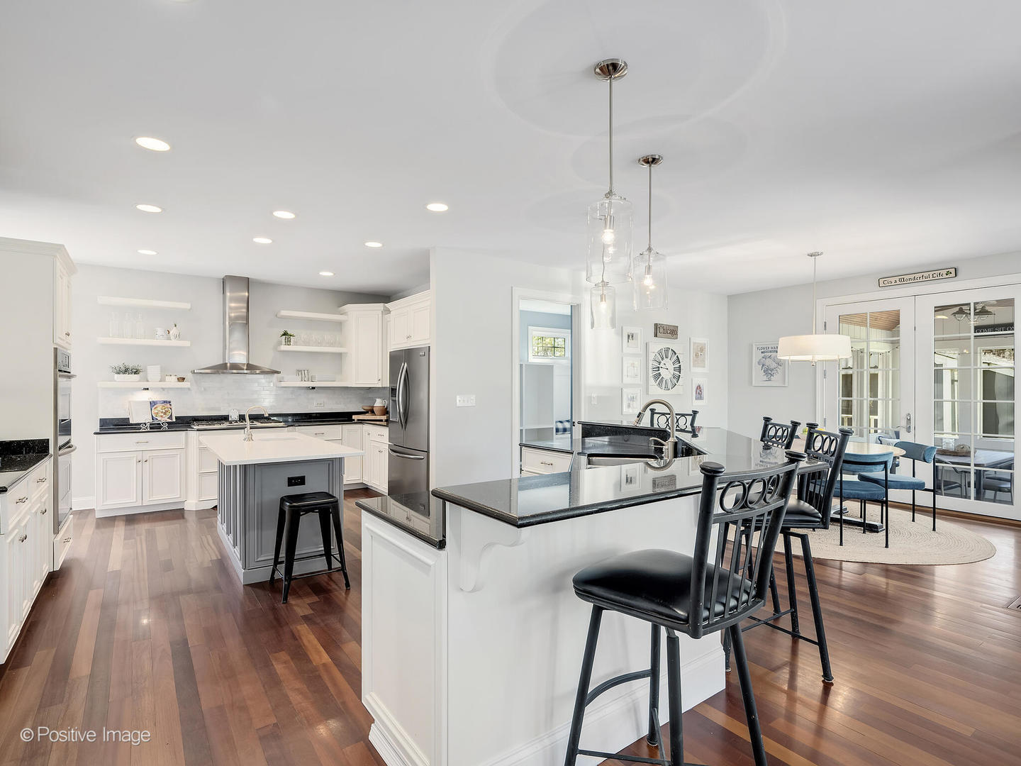 534 Sunset Avenue, La Grange, IL 60525