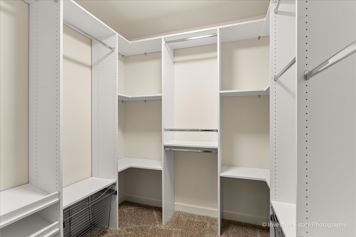 875 E 22nd Street #118, Lombard, IL 60148