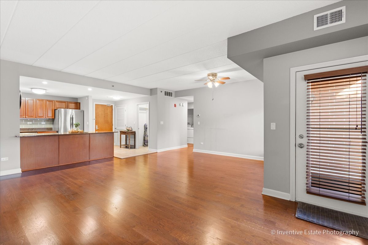 875 E 22nd Street #118, Lombard, IL 60148