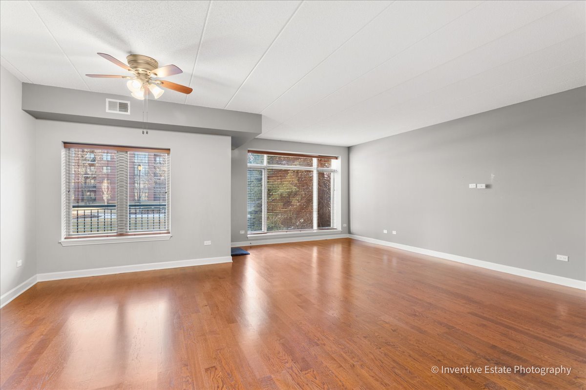 875 E 22nd Street #118, Lombard, IL 60148