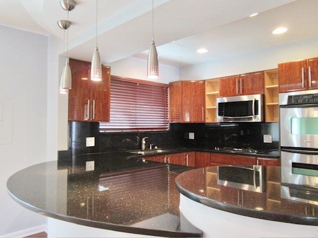 43 BUCKINGHAM Lane #43, Buffalo Grove, IL 60089