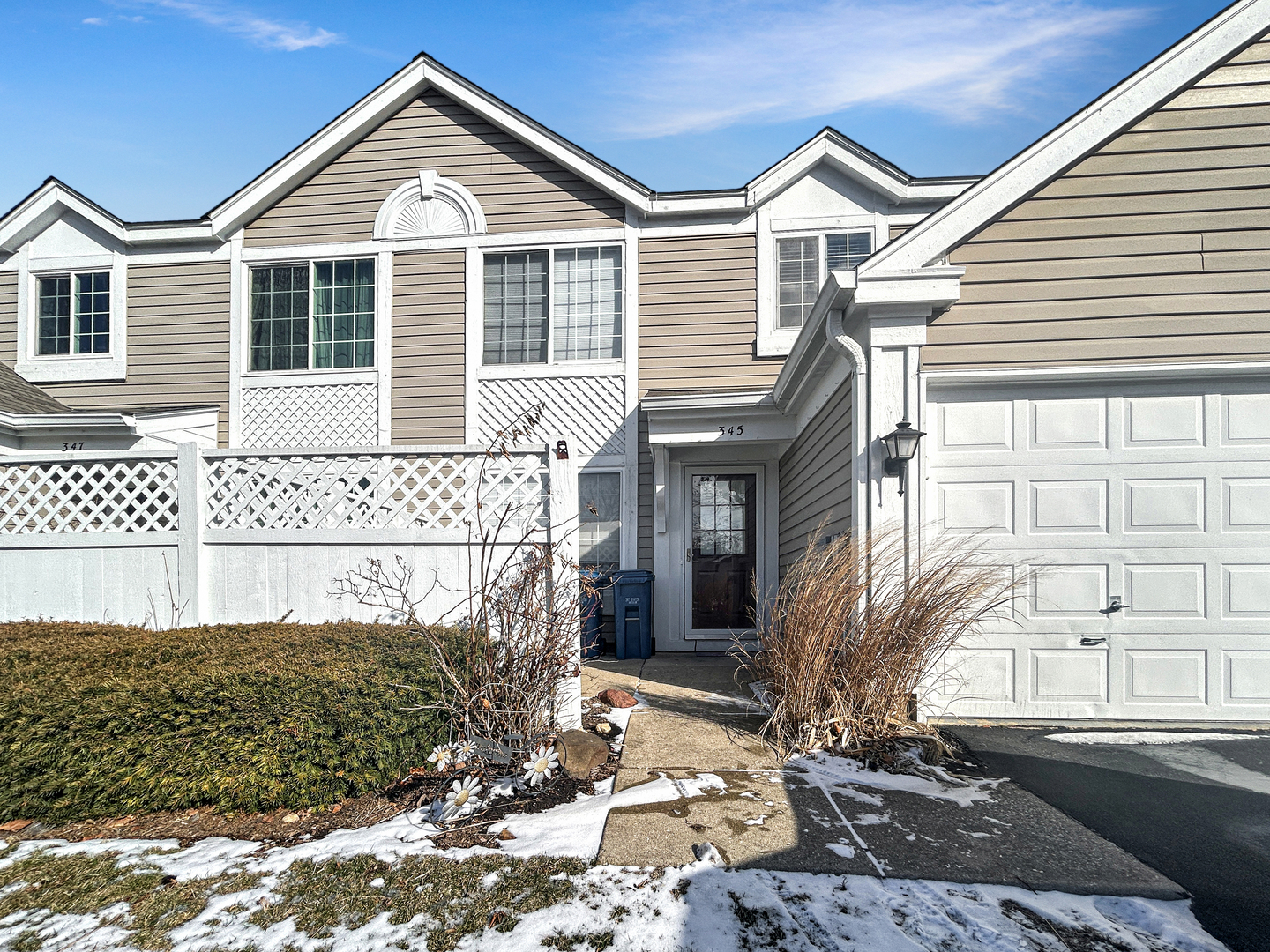 345 Gregory Street, Aurora, IL 60504