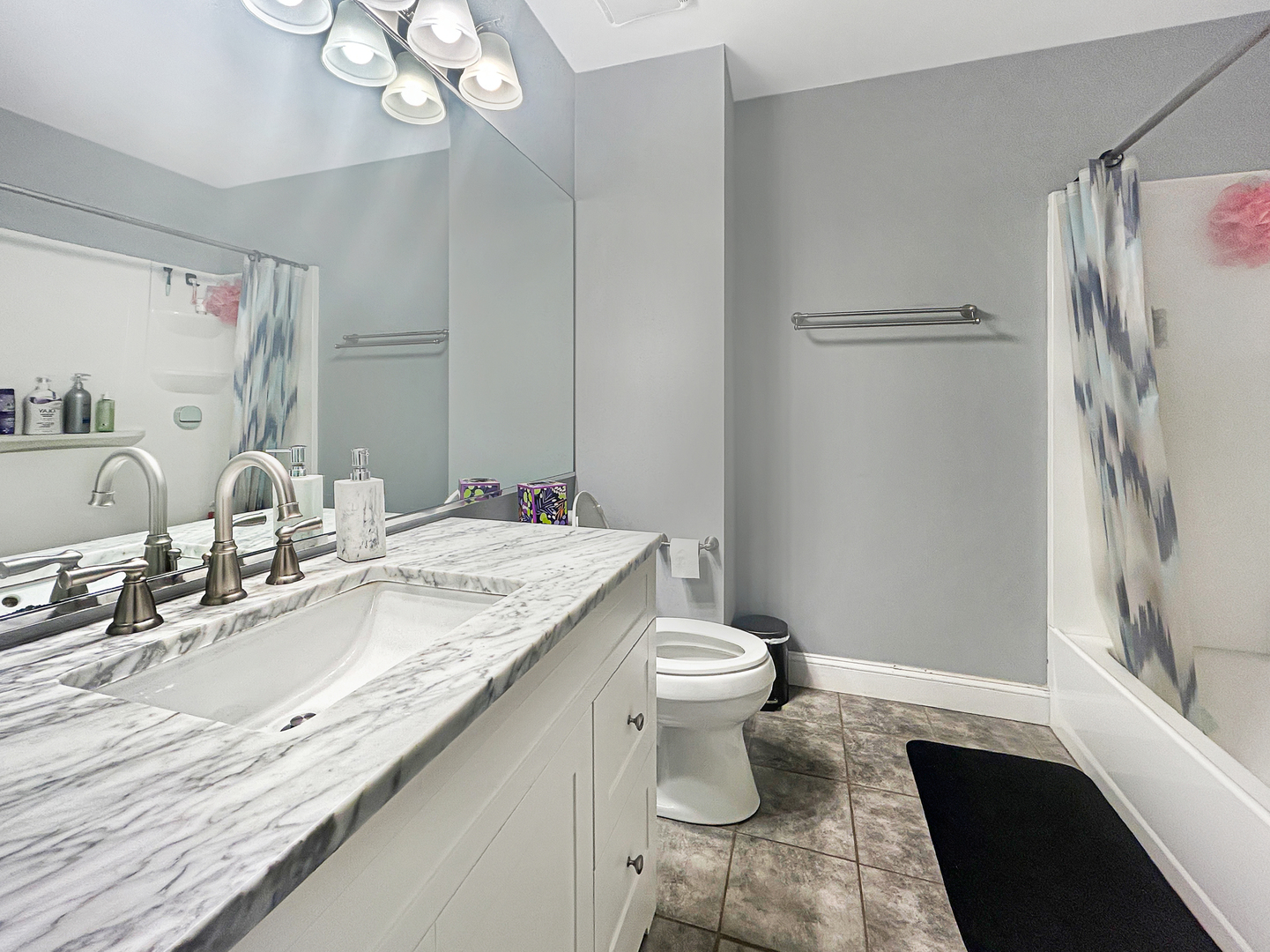 345 Gregory Street, Aurora, IL 60504