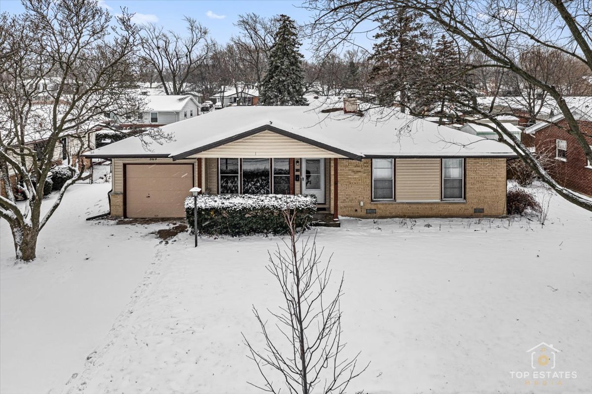 369 Bianco Drive, Elk Grove Village, IL 60007