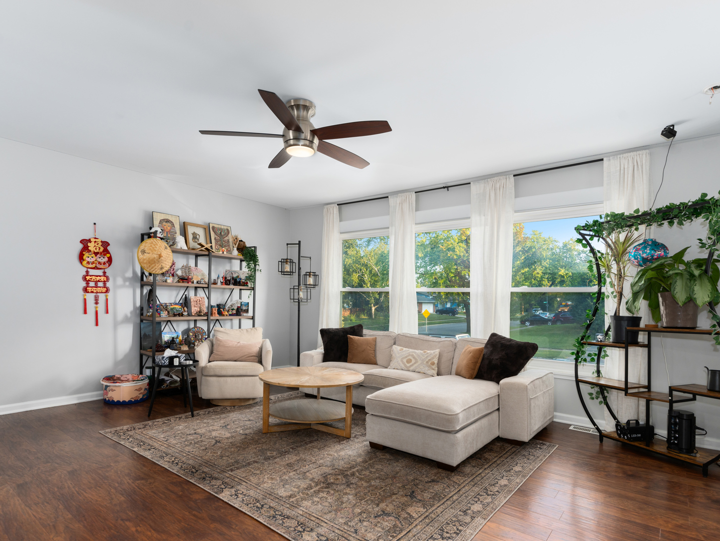 1591 Hillcrest Avenue, Hanover Park, IL 60133