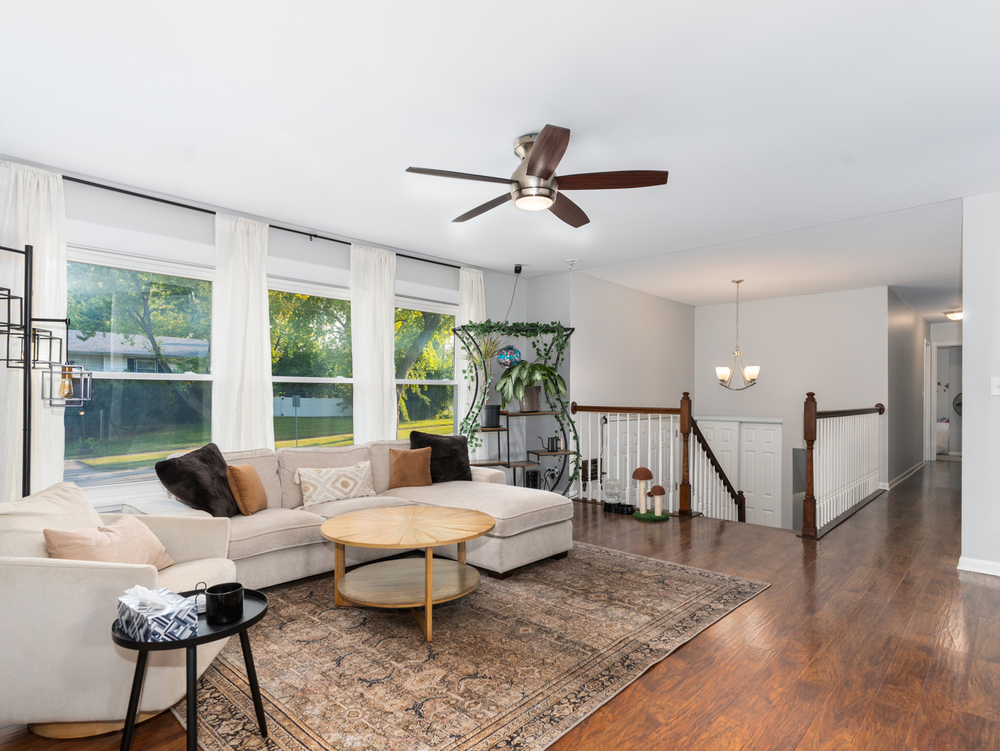 1591 Hillcrest Avenue, Hanover Park, IL 60133