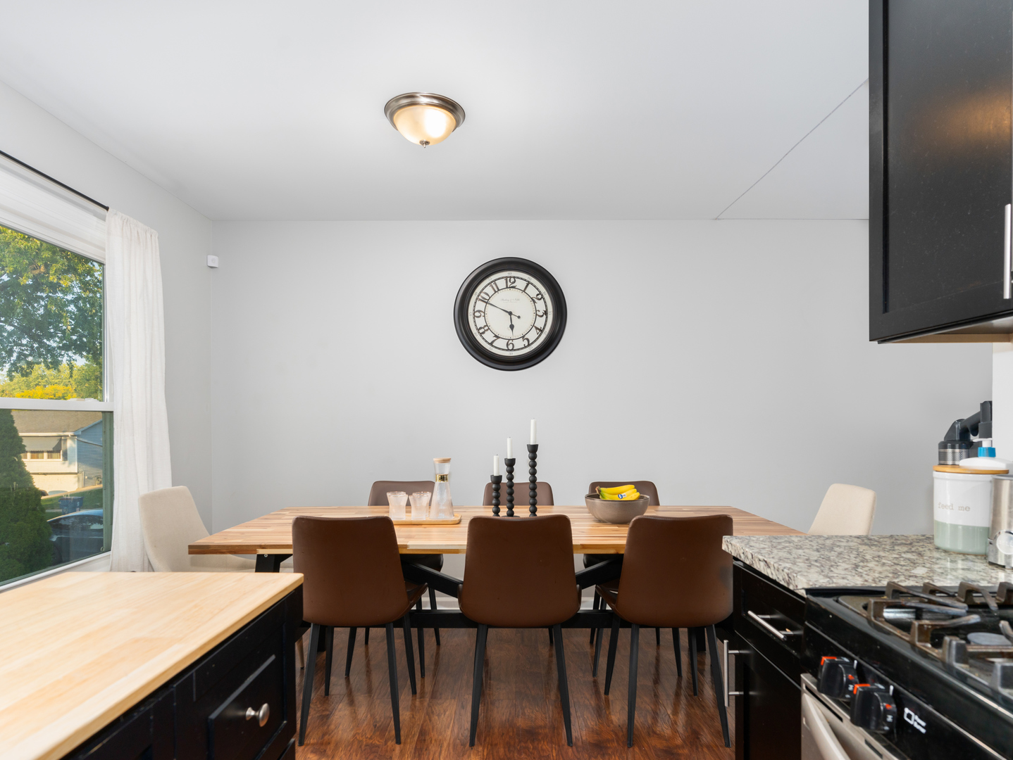 1591 Hillcrest Avenue, Hanover Park, IL 60133