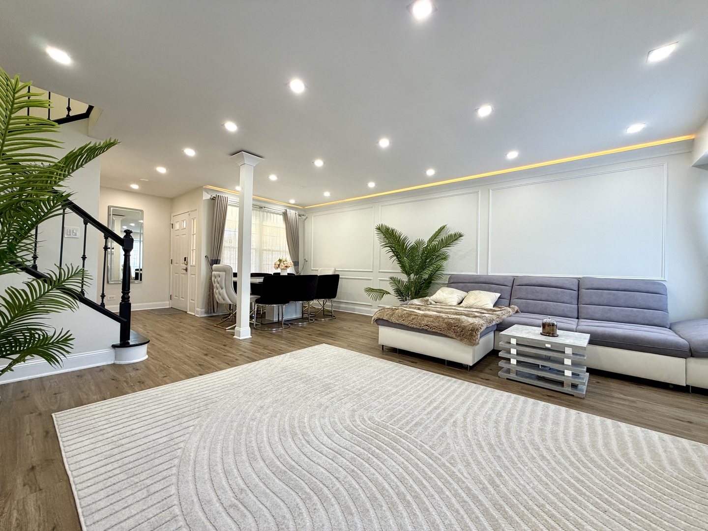 2350 County Farm Lane, Schaumburg, IL 60194