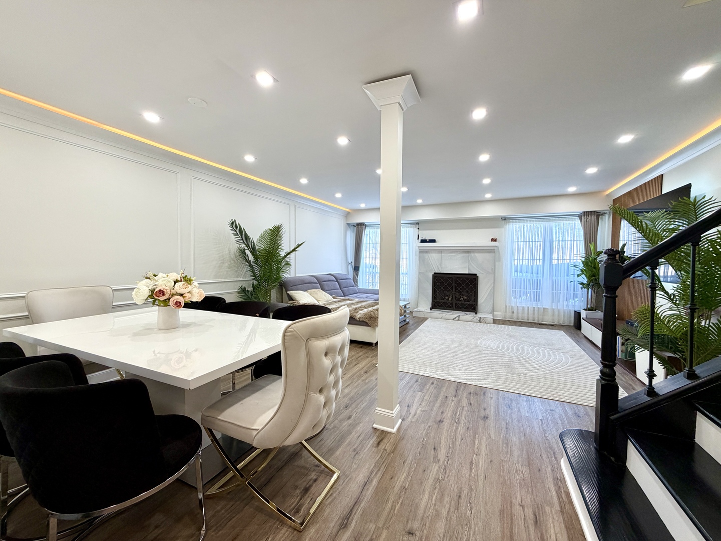 2350 County Farm Lane, Schaumburg, IL 60194