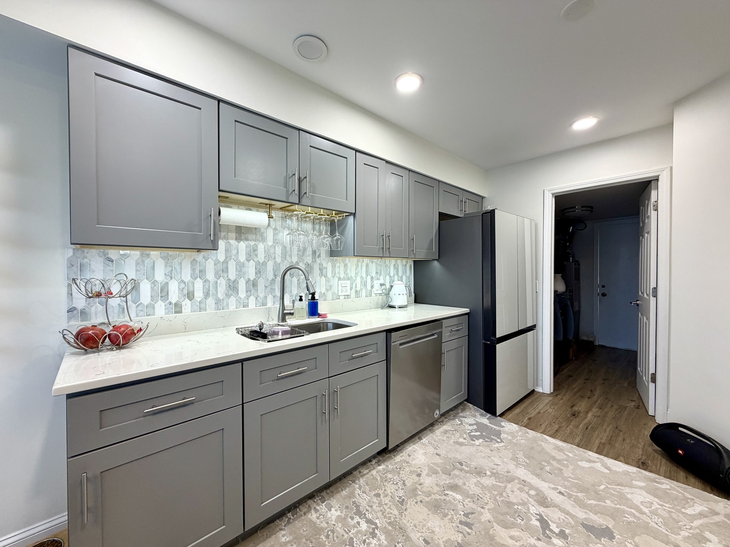 2350 County Farm Lane, Schaumburg, IL 60194