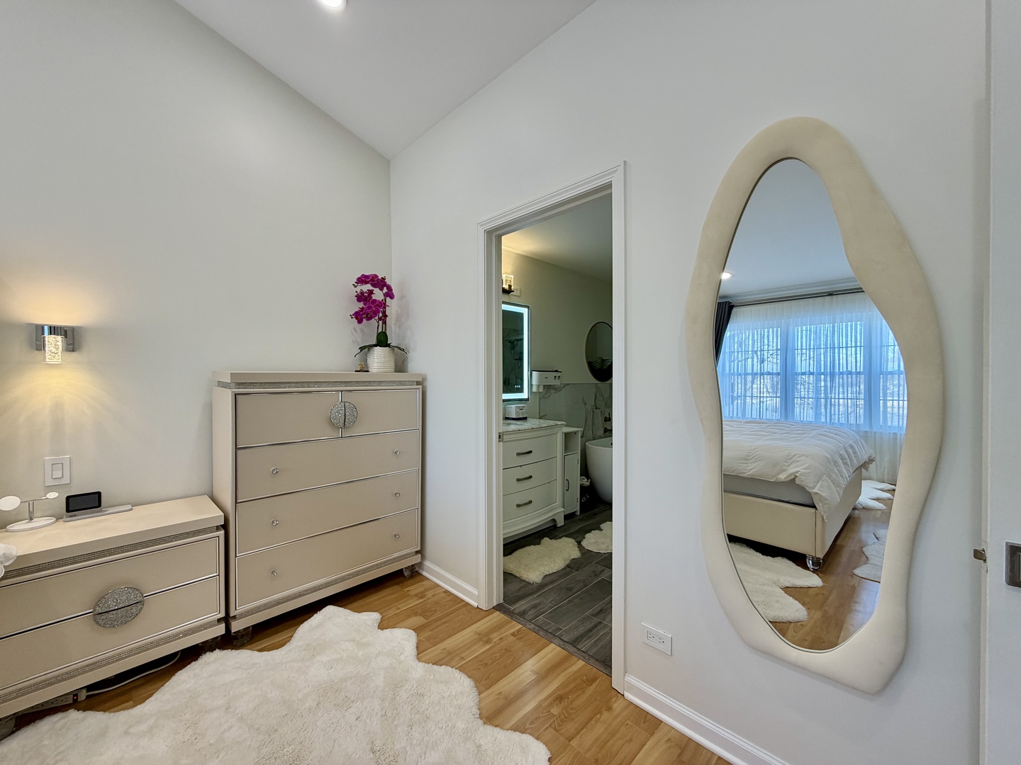 2350 County Farm Lane, Schaumburg, IL 60194