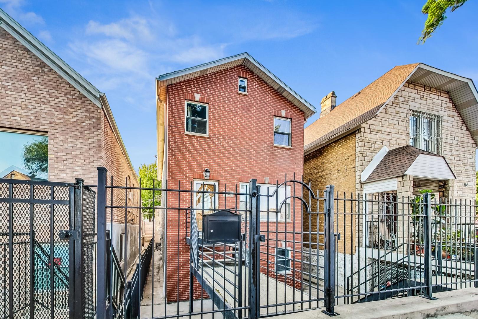 2002 W COULTER Street #G, Chicago, IL 60608