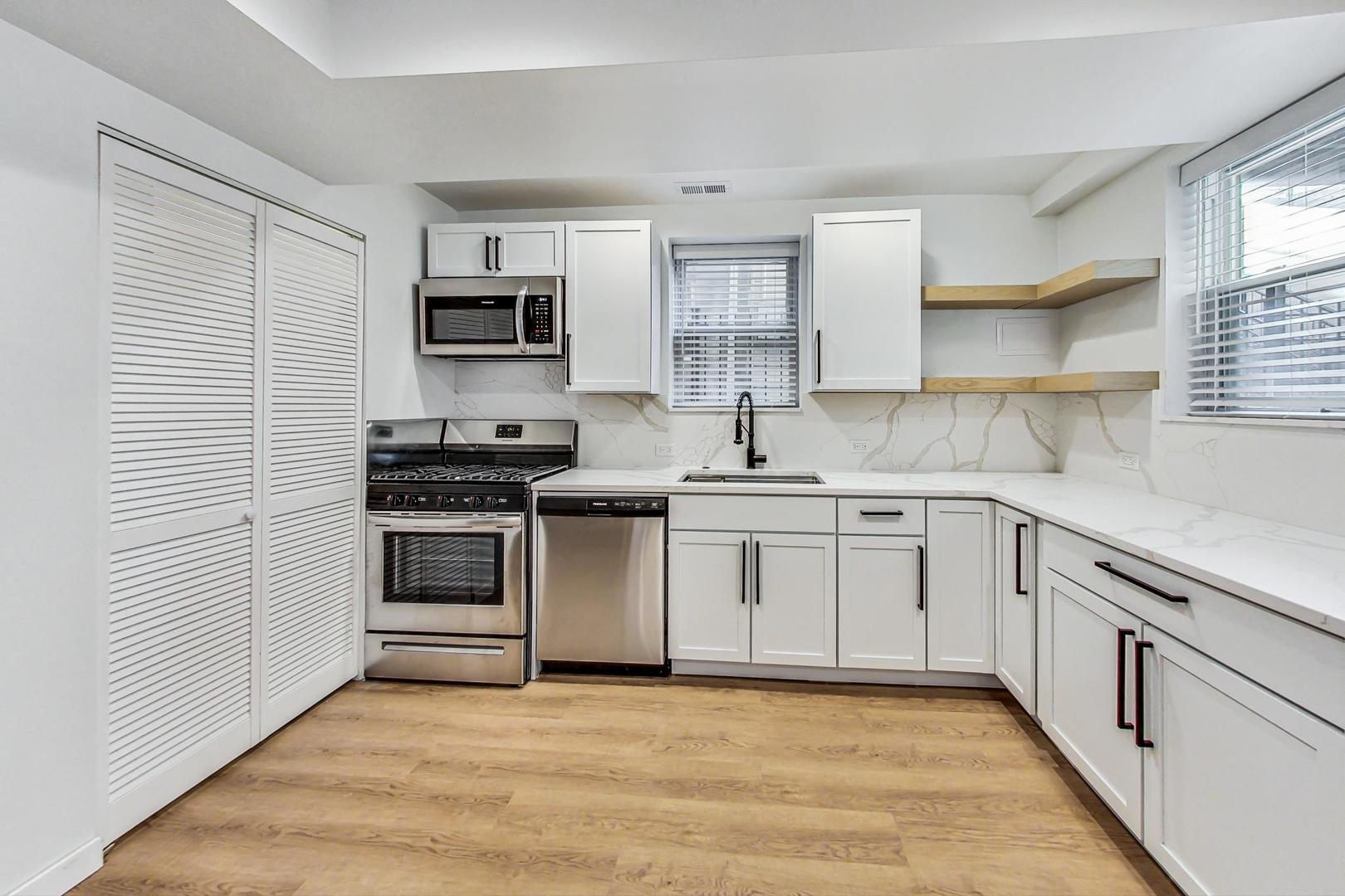 2002 W COULTER Street #G, Chicago, IL 60608