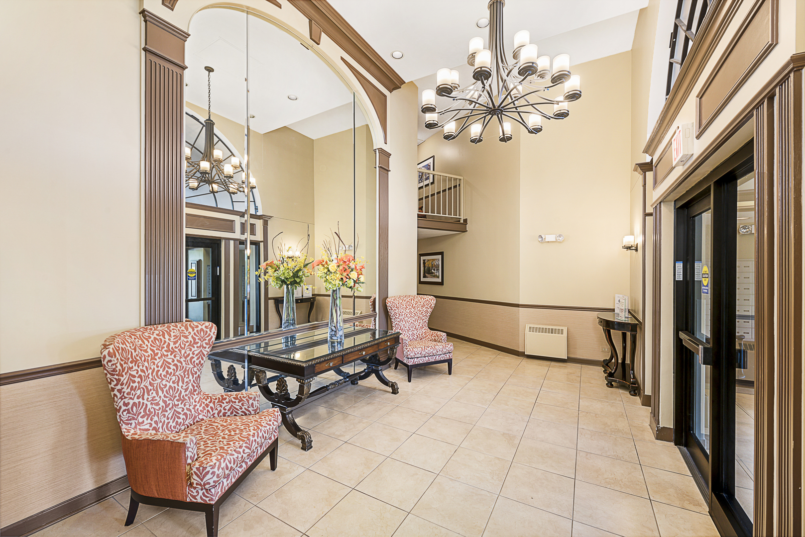 509 Aurora Avenue #109, Naperville, IL 60540