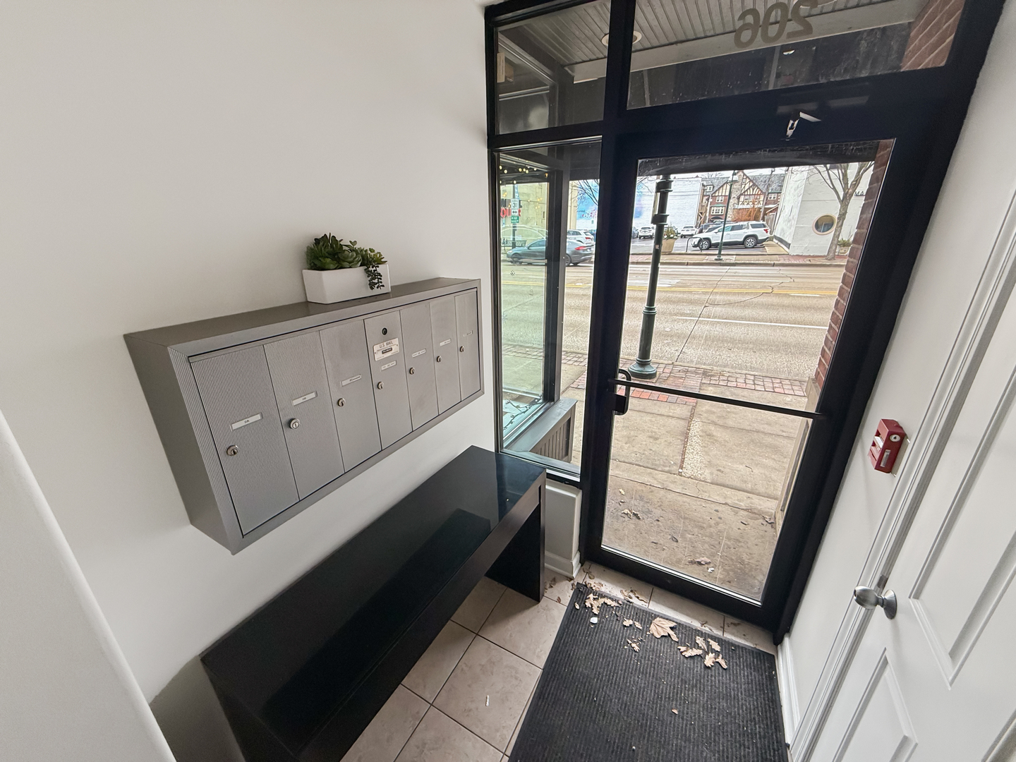 206 W Main Street #2A, St. Charles, IL 60174